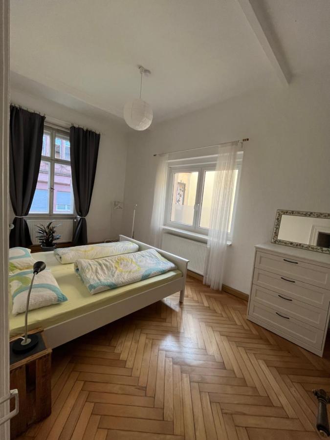 Haus Mittendrin Neustadt an der Weinstraße Exterior foto